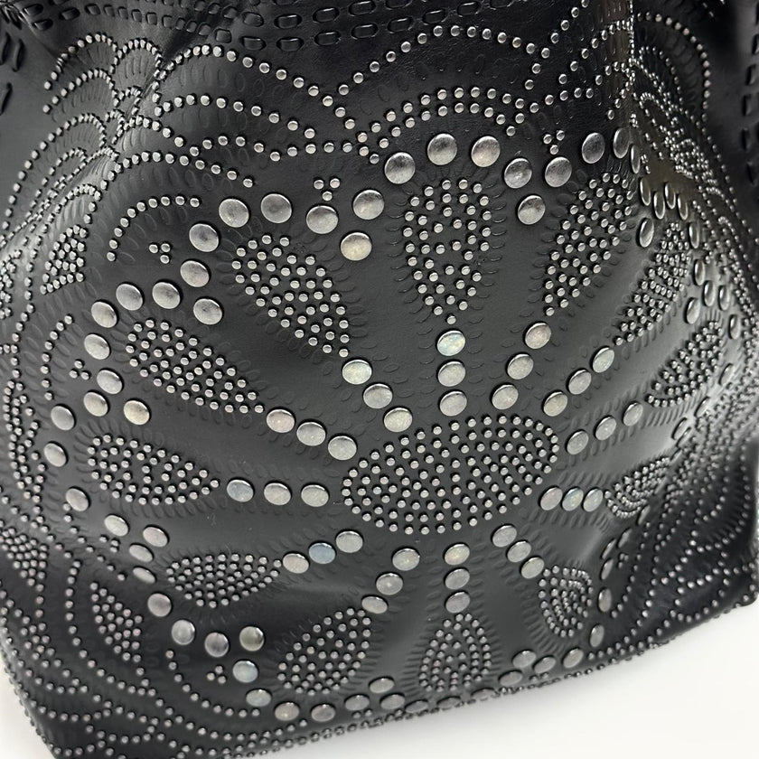 Gucci Borsa Vintage Maxi Tote in Pelle Nera con Borchie