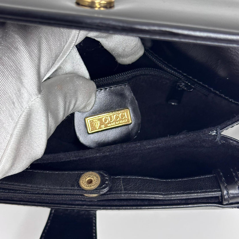 Gucci Borsa Vintage a Spalla in Pelle Nera