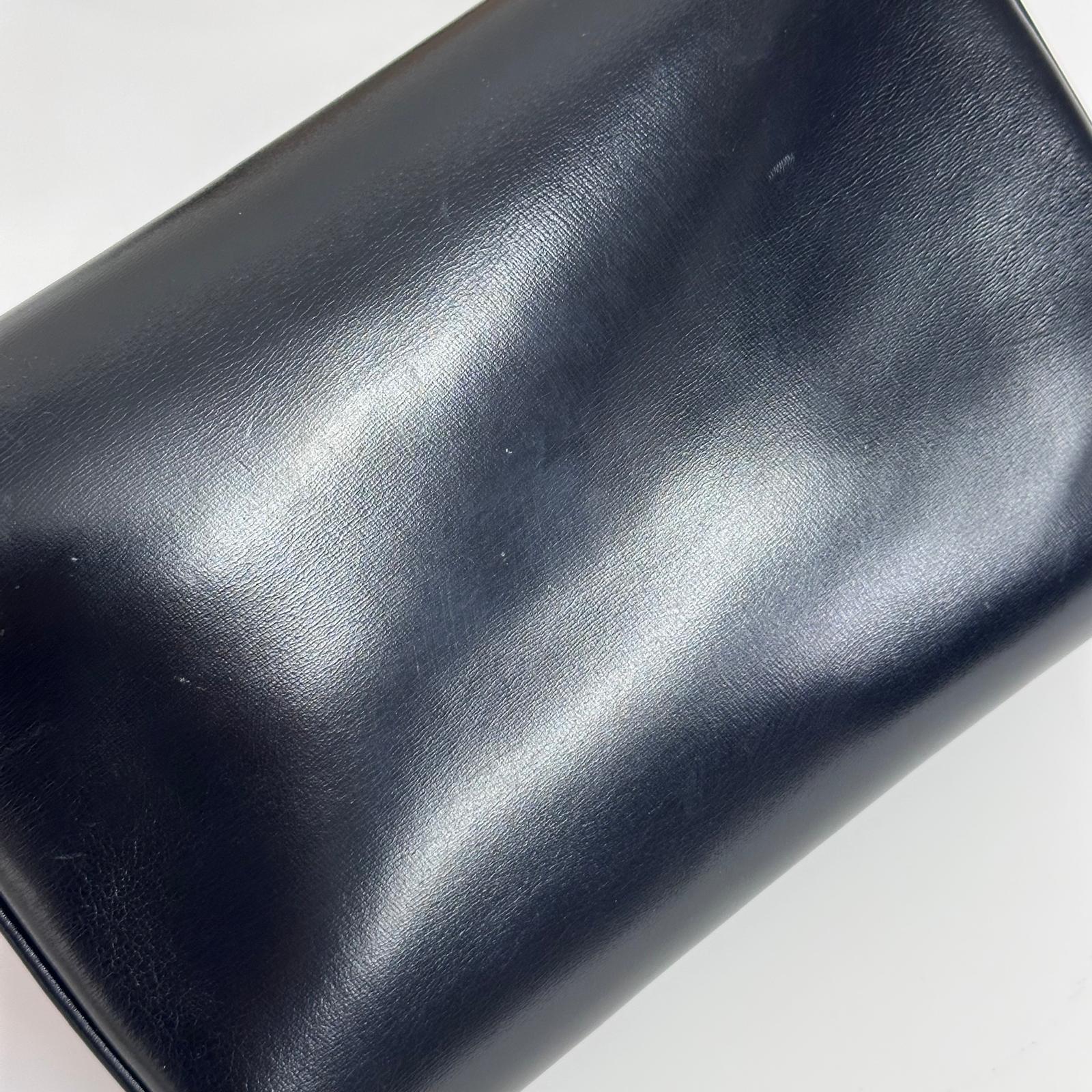 Gucci Borsa Vintage a Spalla in Pelle Nera