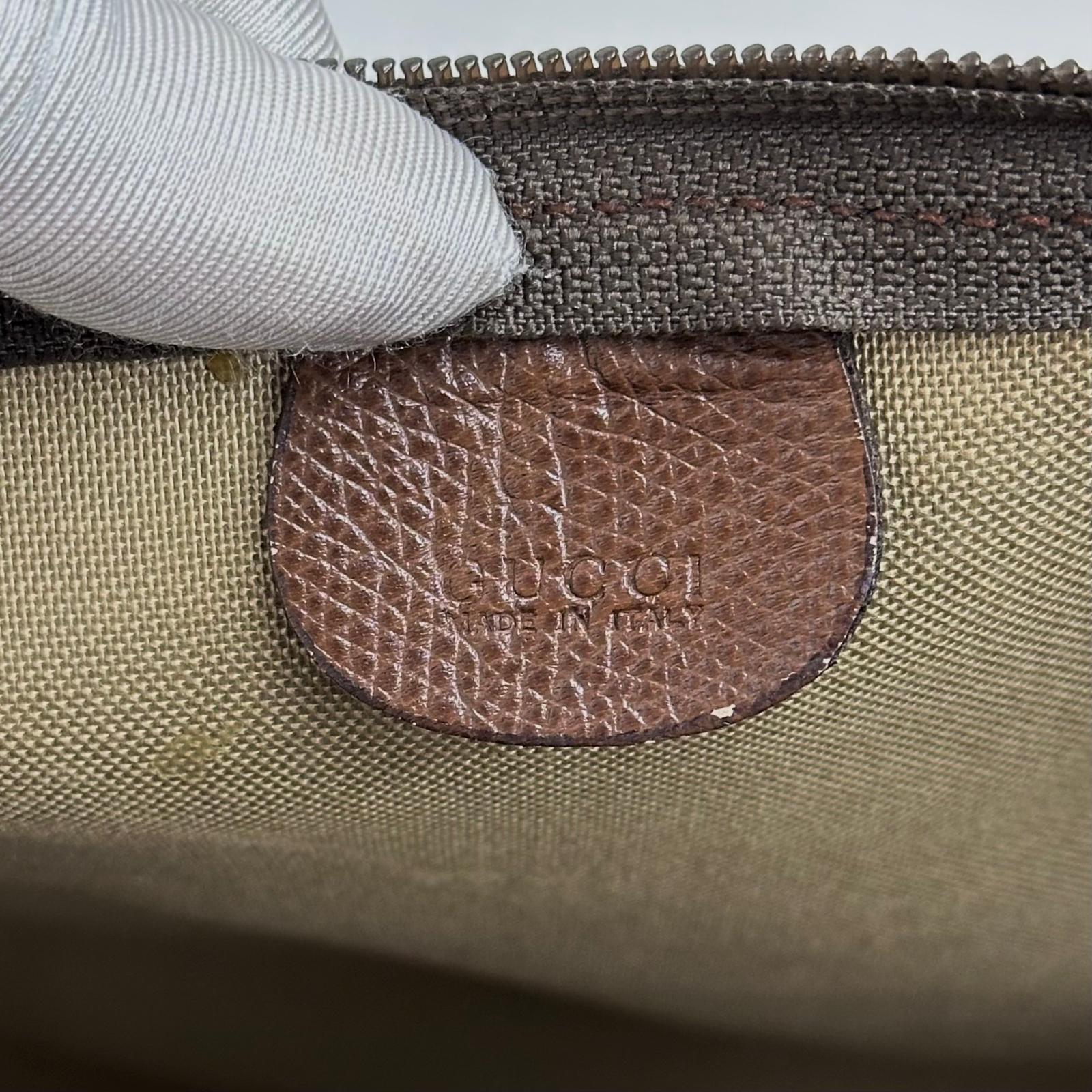 Gucci Borsa Vintage da viaggio a spalla in tela GG Supreme con Web stripe