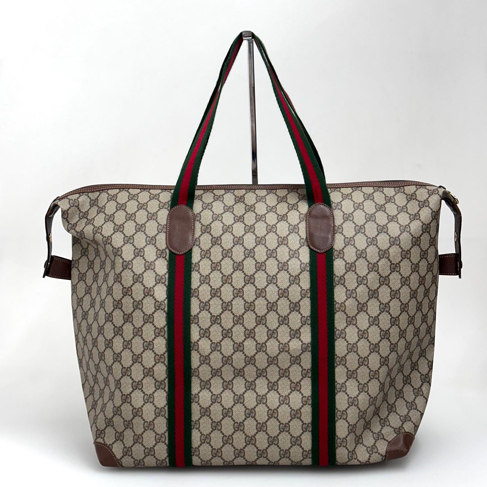 Gucci Borsa Vintage da viaggio a spalla in tela GG Supreme con Web stripe