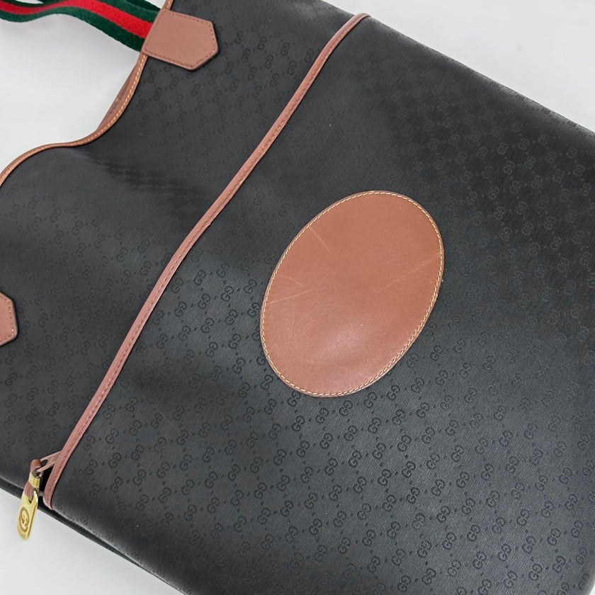 Gucci Borsa Web vintage a spalla in tela Micro GG nera e pelle marrone