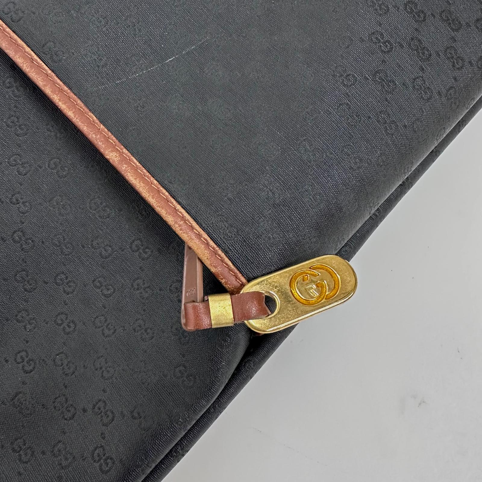 Gucci Borsa Web vintage a spalla in tela Micro GG nera e pelle marrone