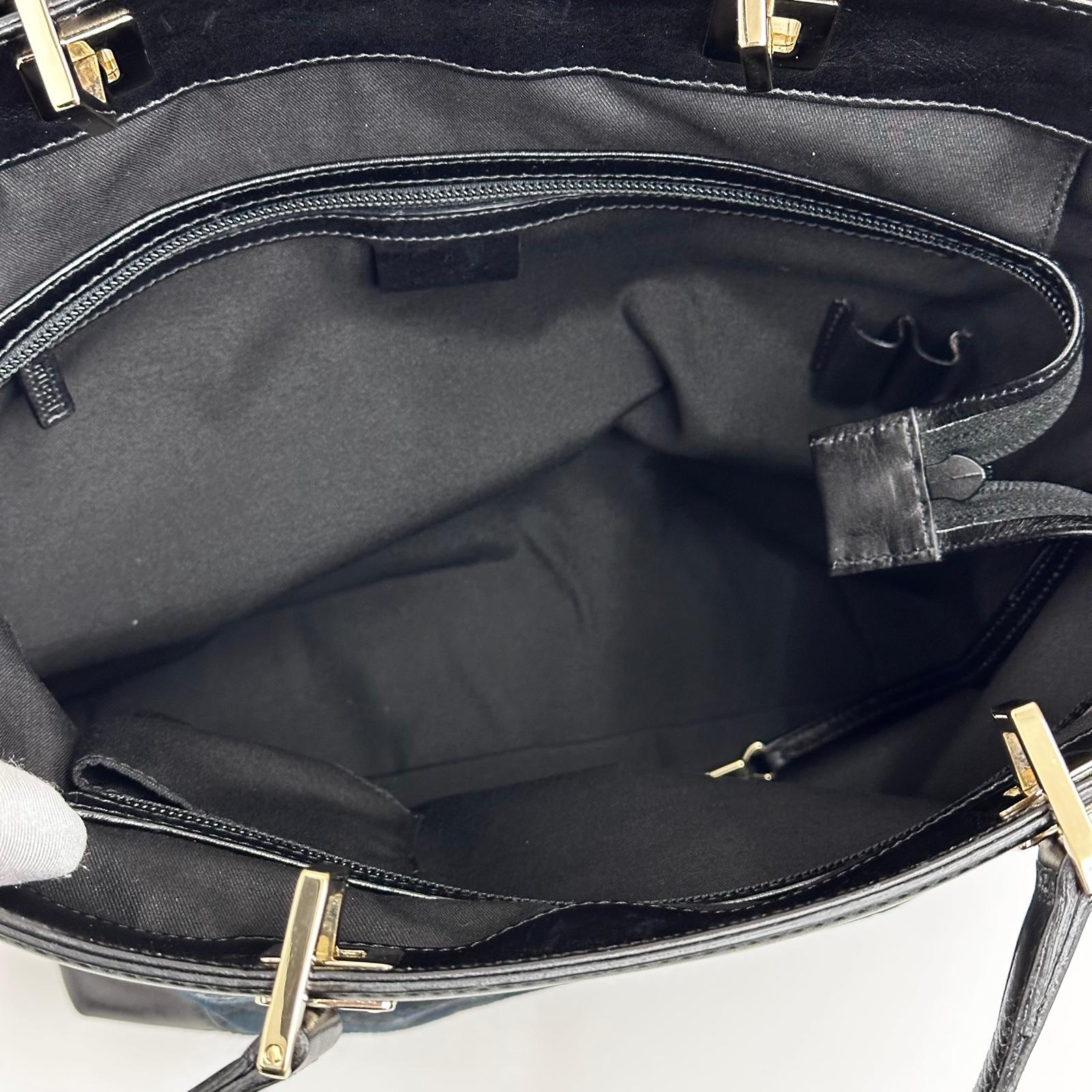 Gucci Borsa a Spalla in Tessuto GG Nero e Pelle