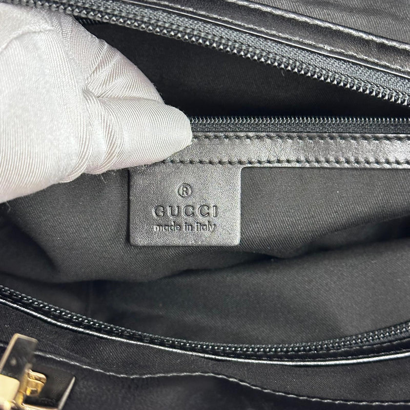 Gucci Borsa a Spalla in Tessuto GG Nero e Pelle