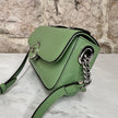 Gucci Borsa a Tracolla Blondie Mini in Pelle Verde Pastello