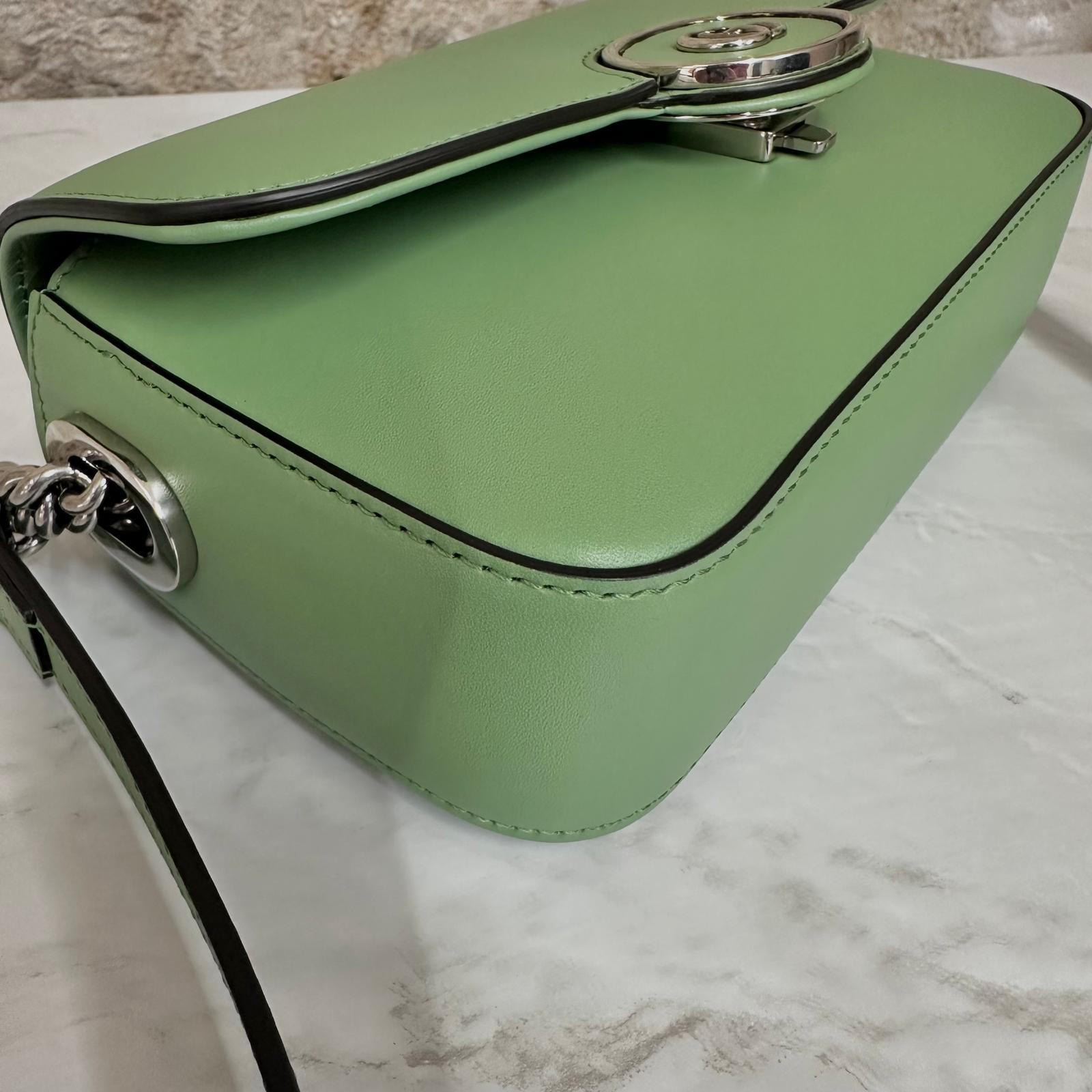 Gucci Borsa a Tracolla Blondie Mini in Pelle Verde Pastello