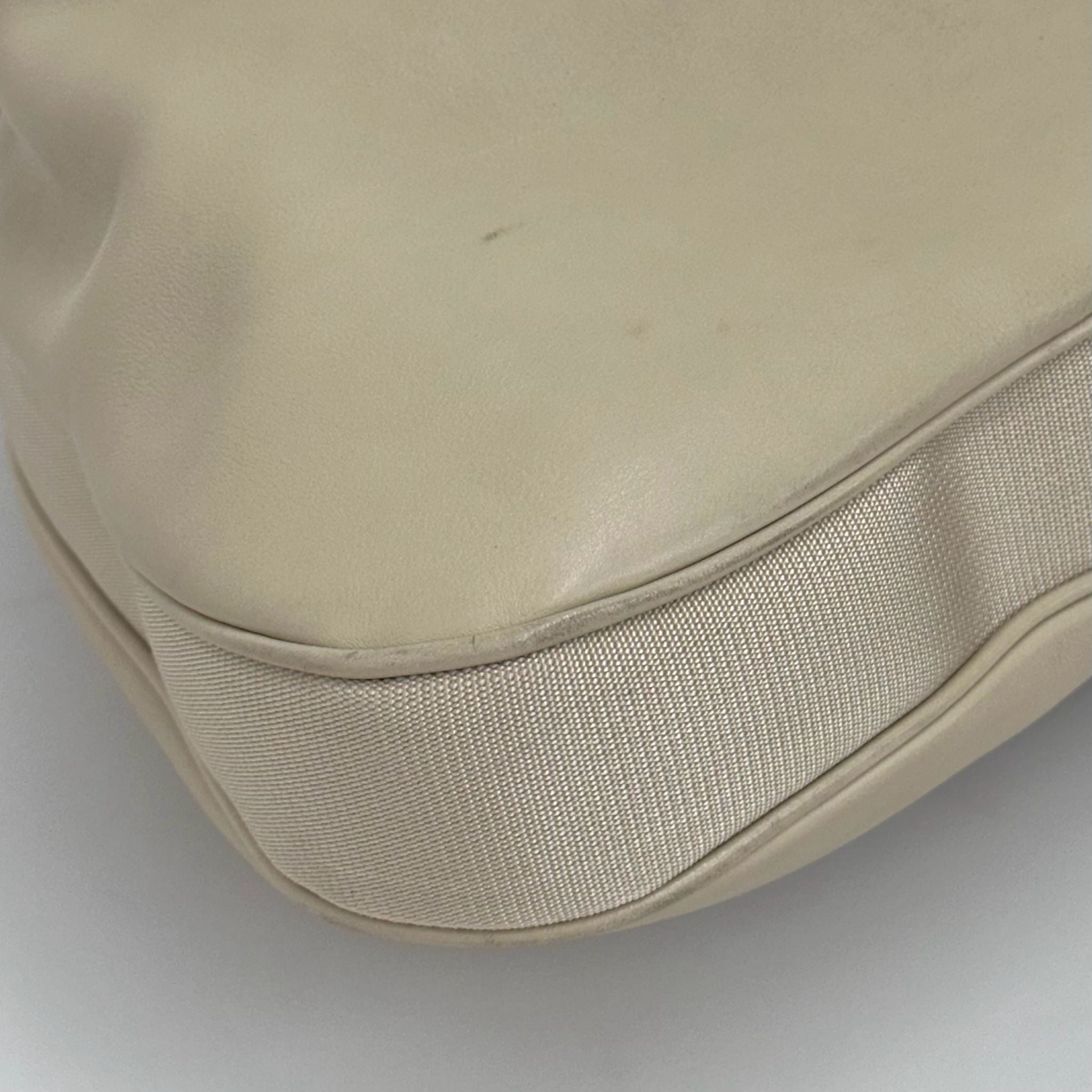 Gucci Borsa a spalla Attache Pelle Avorio