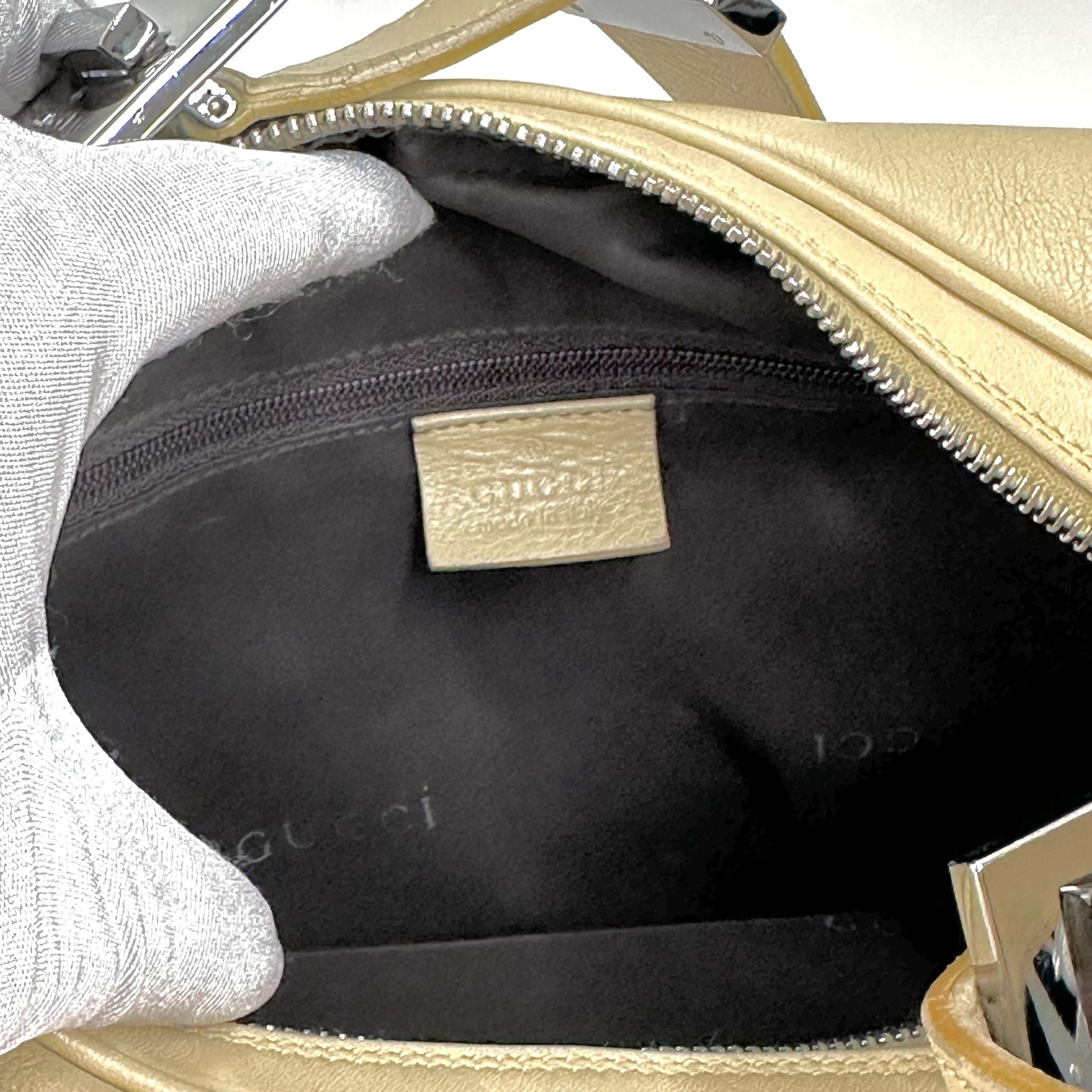 Gucci Borsa a spalla Attache Pelle Avorio