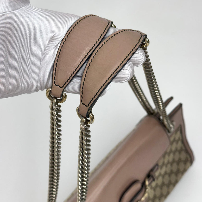 Gucci Borsa a spalla Emily GG Supreme beige rosa cipria con catena