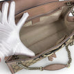 Gucci Borsa a spalla Emily GG Supreme beige rosa cipria con catena