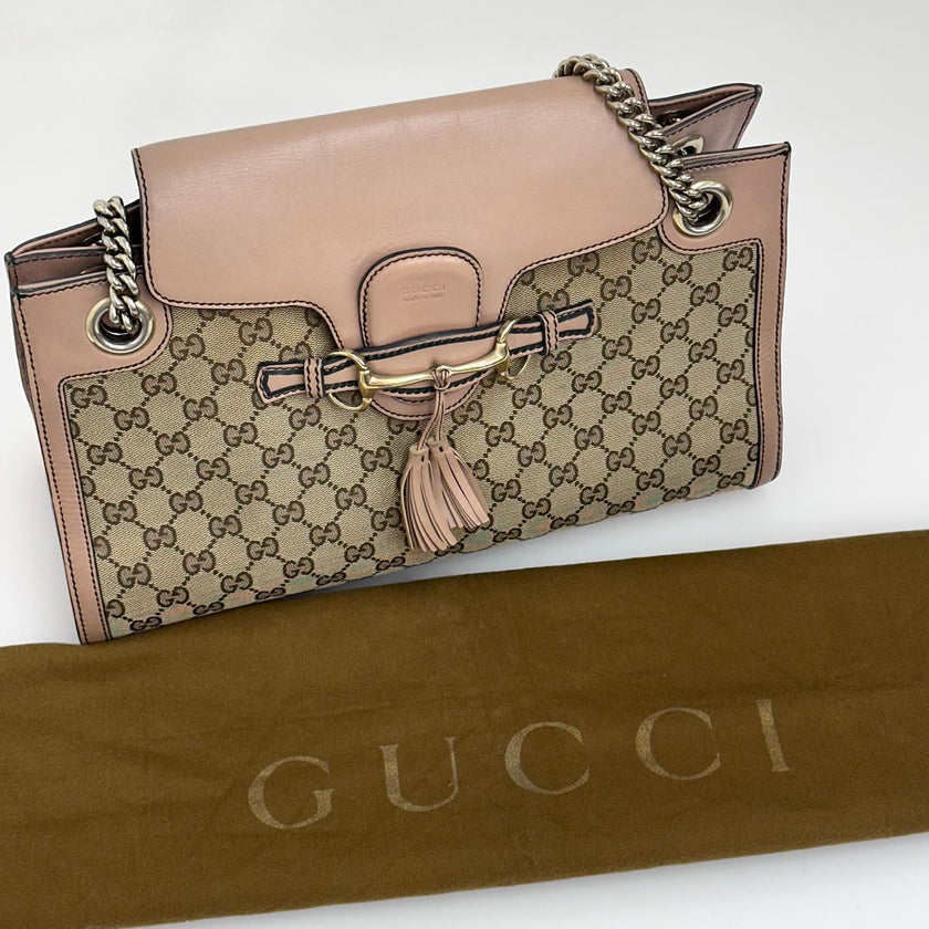 Gucci Borsa a spalla Emily GG Supreme beige rosa cipria con catena
