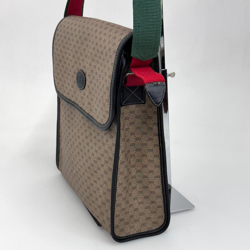 Gucci Borsa a spalla Monogram GG Plus con Web Stripe