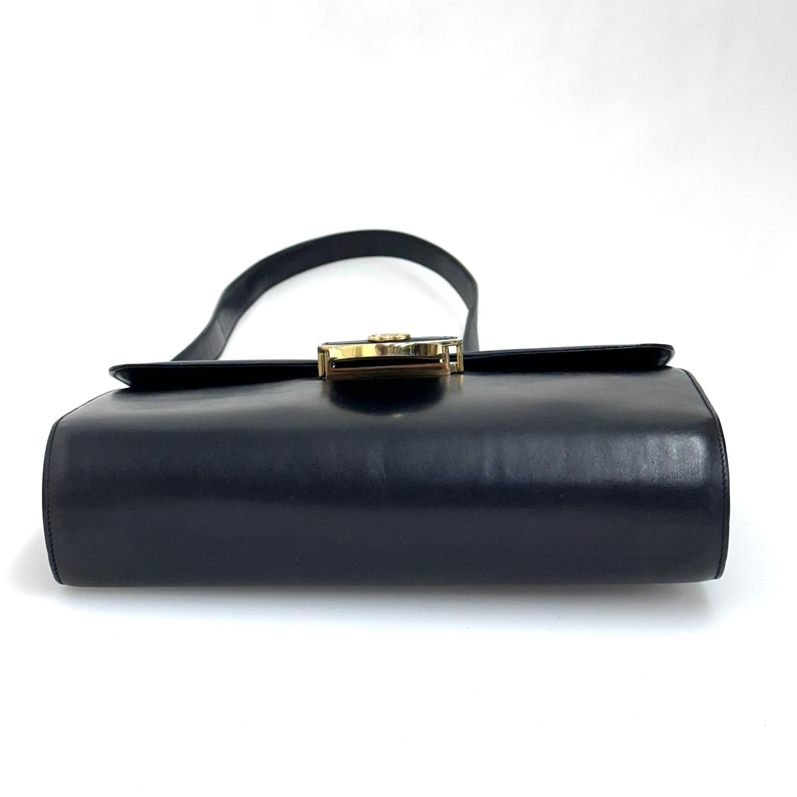 Gucci Borsa a spalla Sylvie vintage in pelle nera con nastro Web