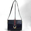 Gucci Borsa a spalla Sylvie vintage in pelle nera con nastro Web