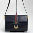 Gucci Borsa a spalla Sylvie vintage in pelle nera con nastro Web