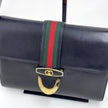 Gucci Borsa a spalla Sylvie vintage in pelle nera con nastro Web