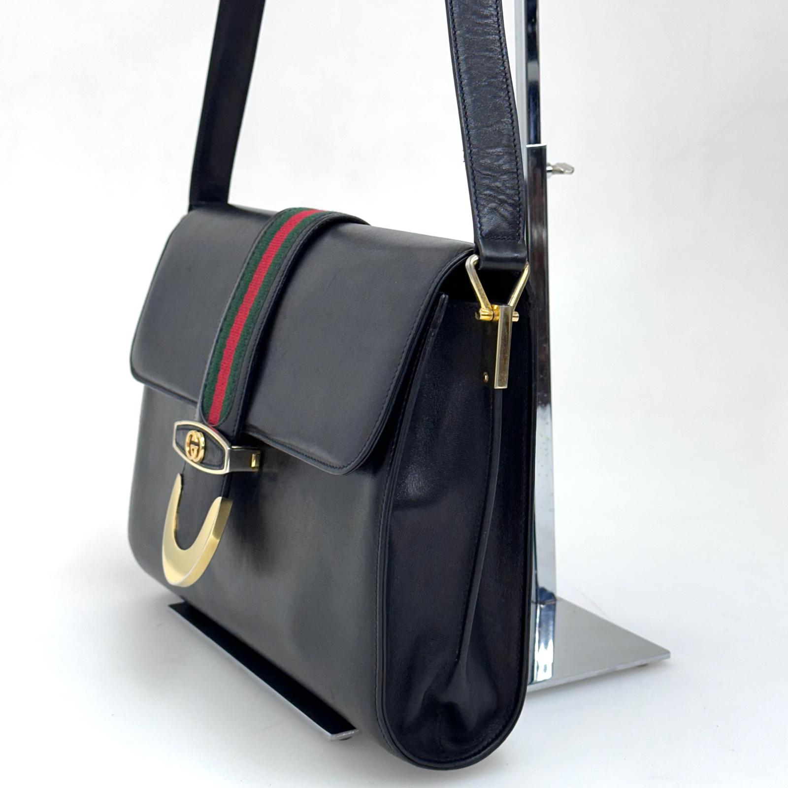 Gucci Borsa a spalla Sylvie vintage in pelle nera con nastro Web