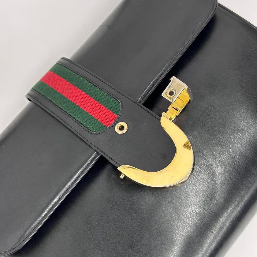 Gucci Borsa a spalla Sylvie vintage in pelle nera con nastro Web