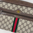 Gucci Borsa a tracolla GG Supreme con banda Web vintage