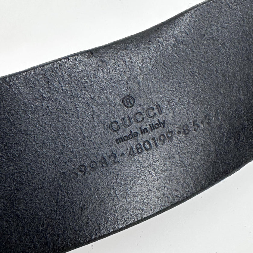 Gucci Cintura GG Marmont in pelle nera con fibbia doppia G argento