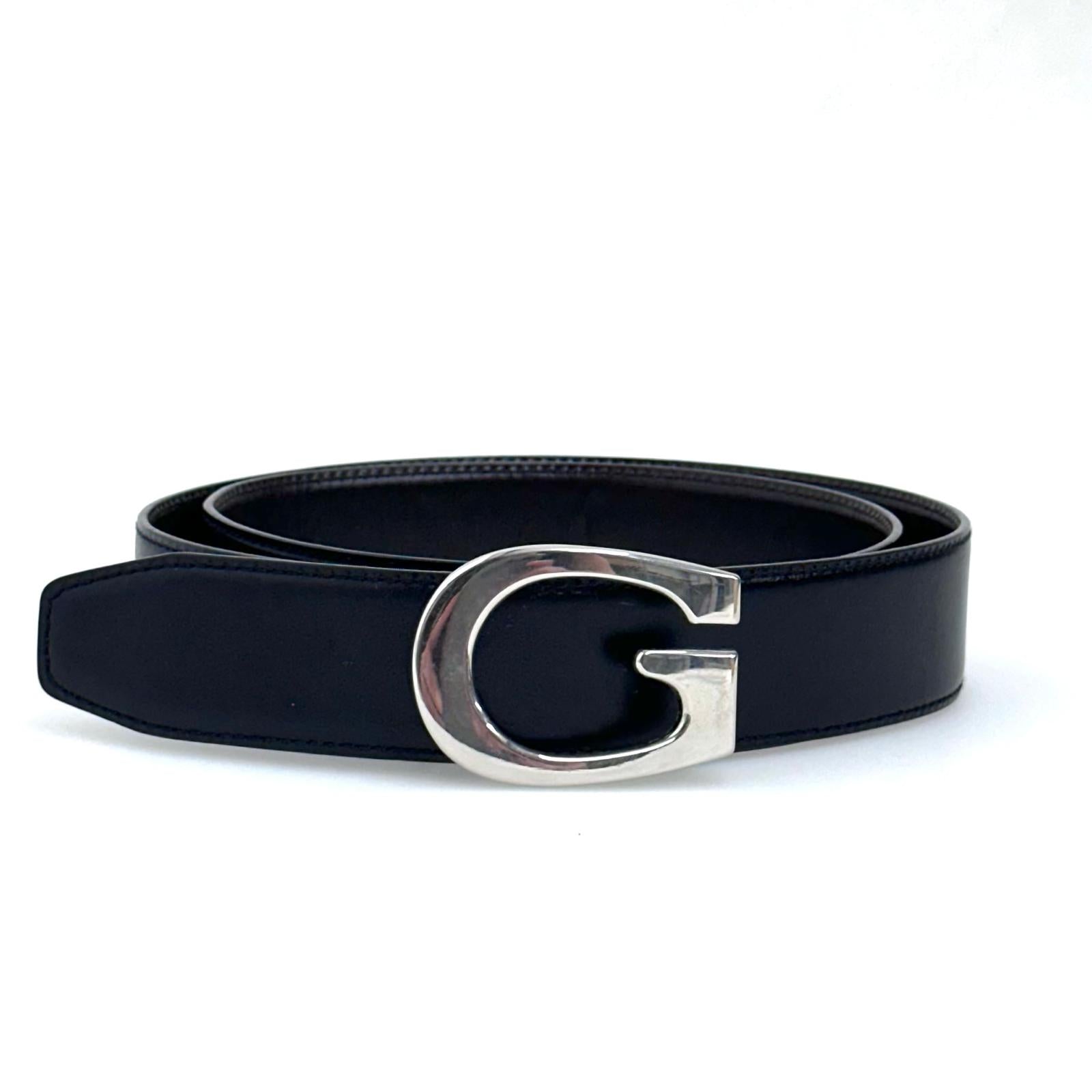 Gucci Cintura in pelle reversibile nera/marrone con fibbia G argento Mis. 80