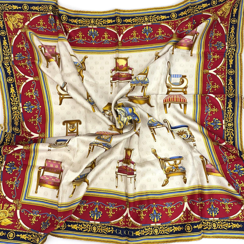 Gucci Foulard in seta con stampa arredi classici 90x90