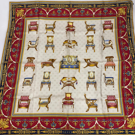 Gucci Foulard in seta con stampa arredi classici 90x90