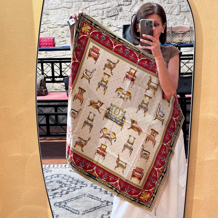 Gucci Foulard in seta con stampa arredi classici 90x90