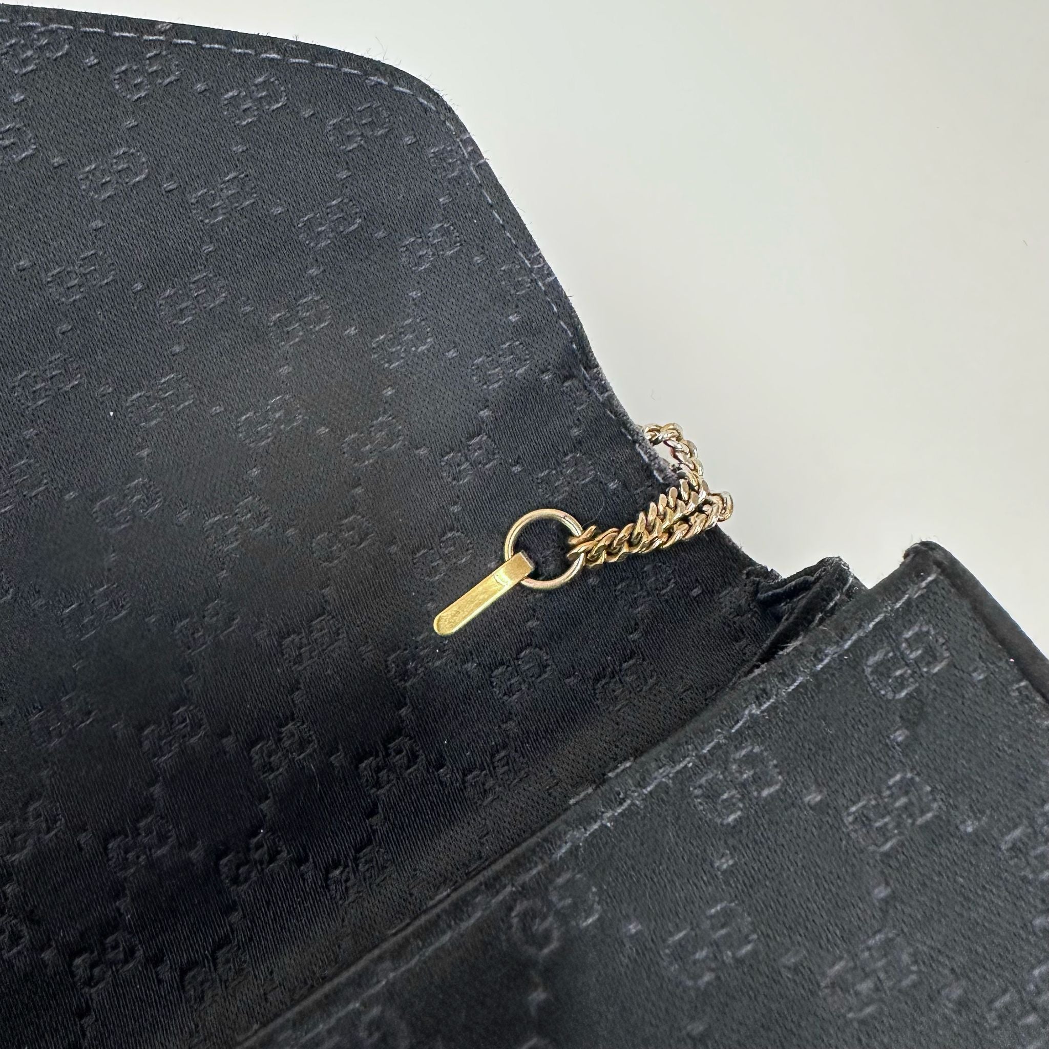 Gucci GG Pochette Monogram Raso Nero con catena argento 1989