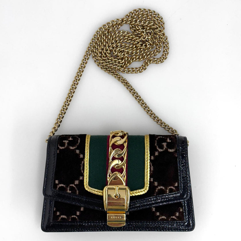 Gucci Sylvie Mini Bag in Velluto GG