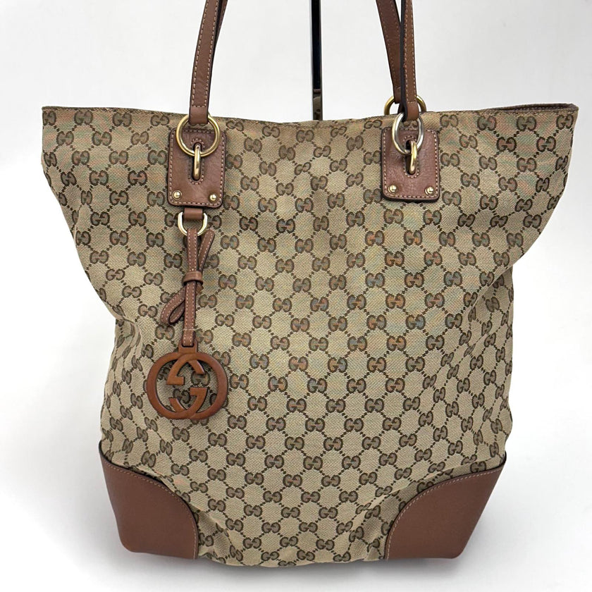 Gucci borsa a spalla tote GG Canvas beige pelle cuoio Charm Interlocking G