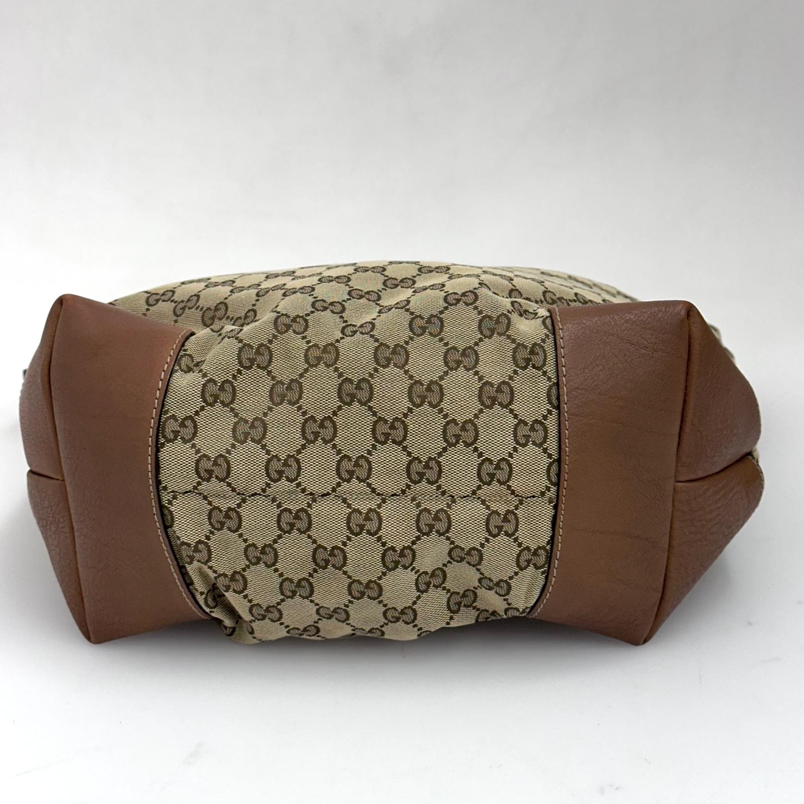 Gucci borsa a spalla tote GG Canvas beige pelle cuoio Charm Interlocking G