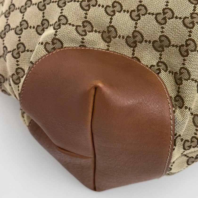 Gucci borsa a spalla tote GG Canvas beige pelle cuoio Charm Interlocking G