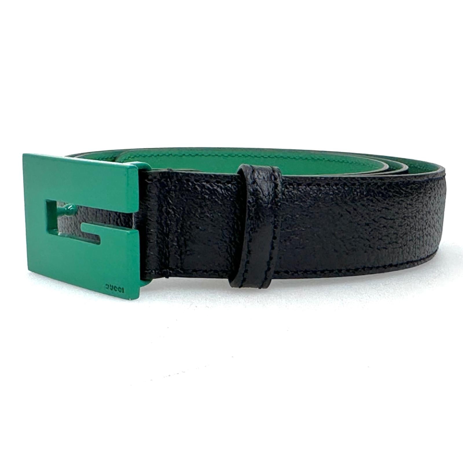 Gucci cintura in pelle nera con fibbia G verde – 112 cm