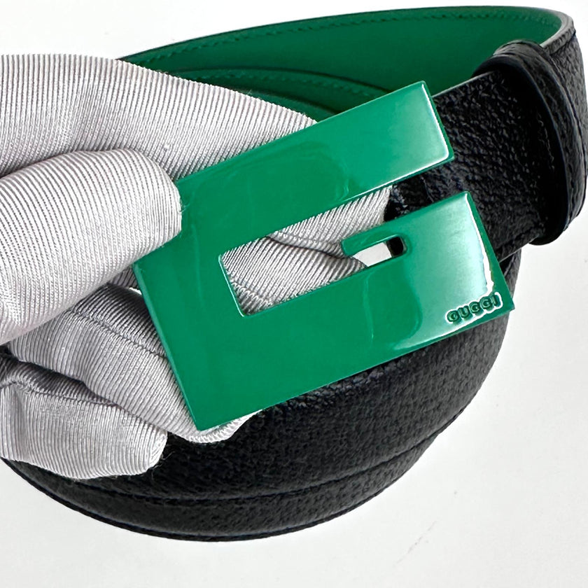 Gucci cintura in pelle nera con fibbia G verde – 112 cm