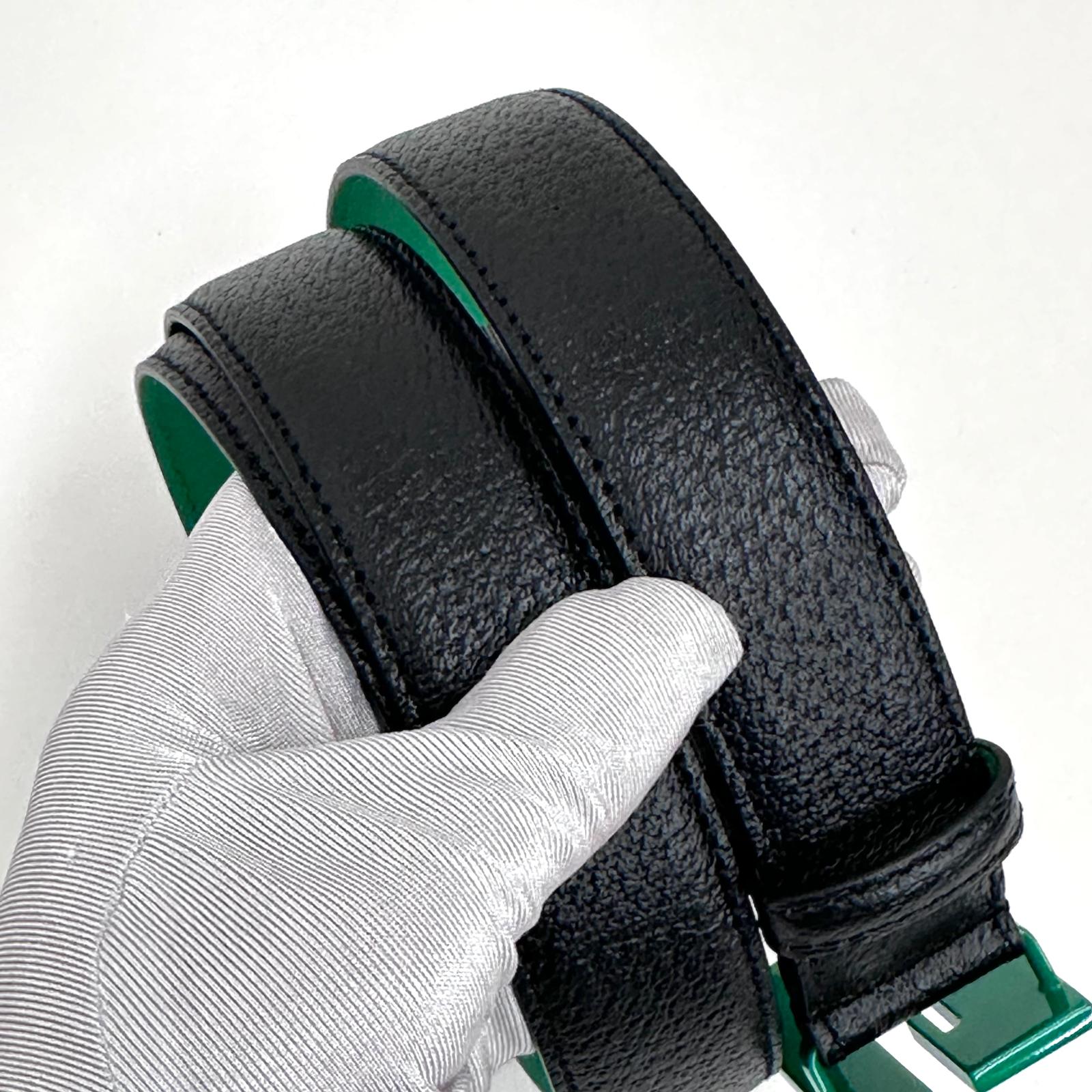 Gucci cintura in pelle nera con fibbia G verde – 112 cm