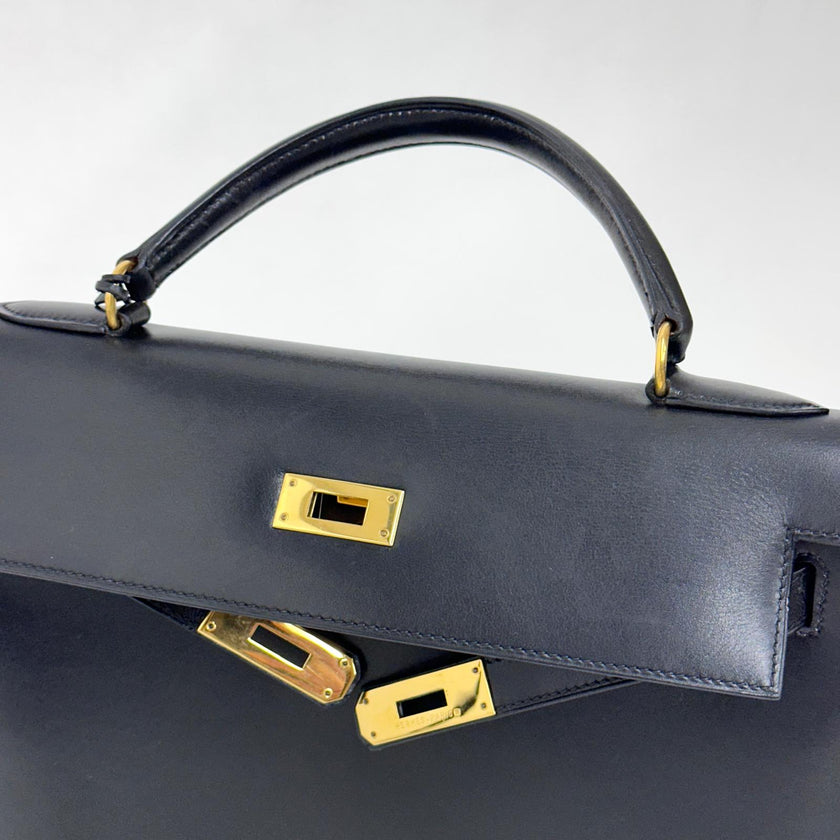 Hermès Borsa Kelly 32 a mano Box Calf nera hardware oro Sellier 1994 ○X