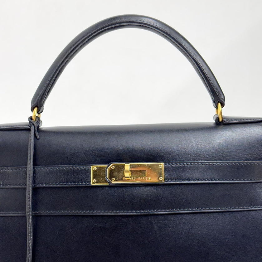 Hermès Borsa Kelly 32 a mano Box Calf nera hardware oro Sellier 1994 ○X