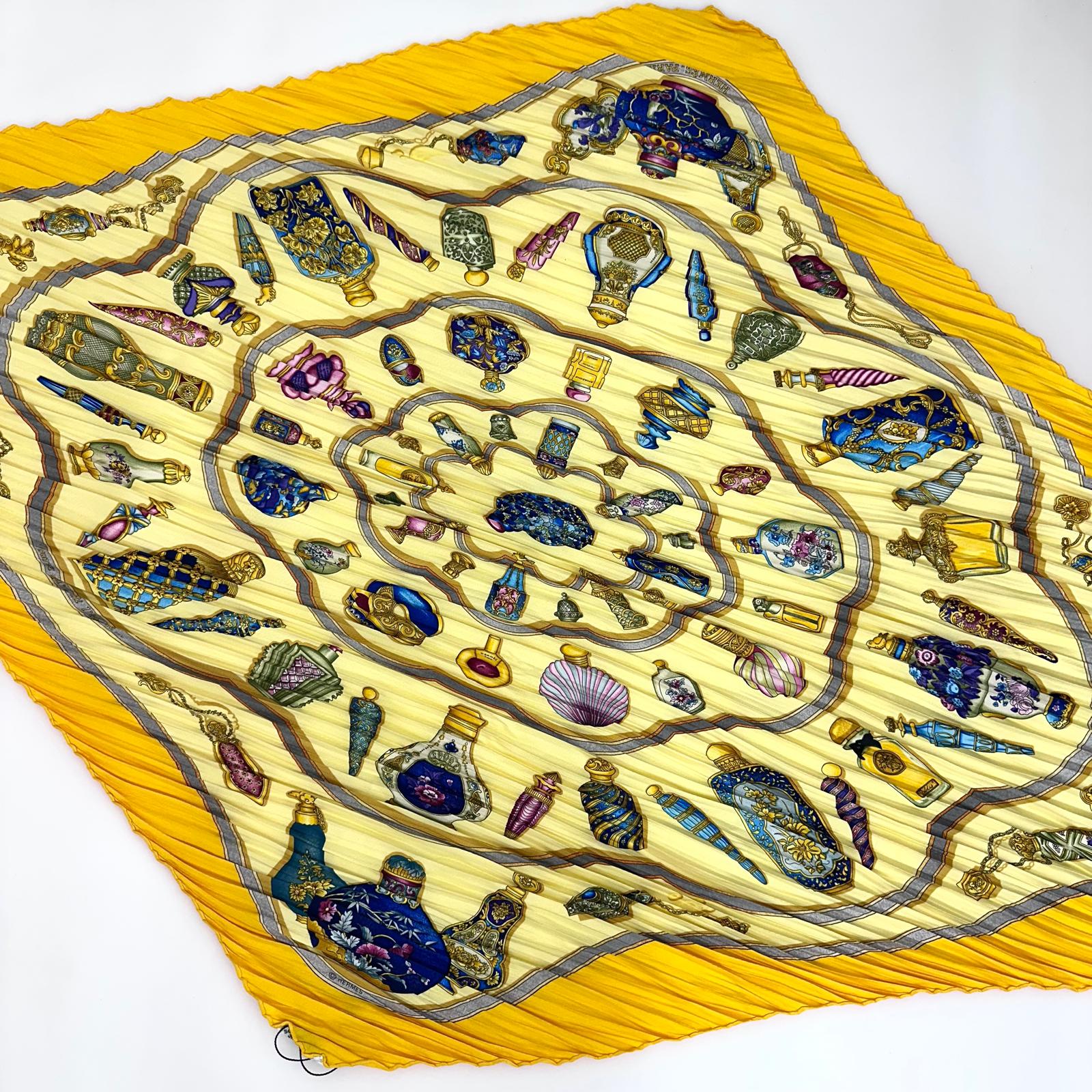 Hermès Foulard Plissé 