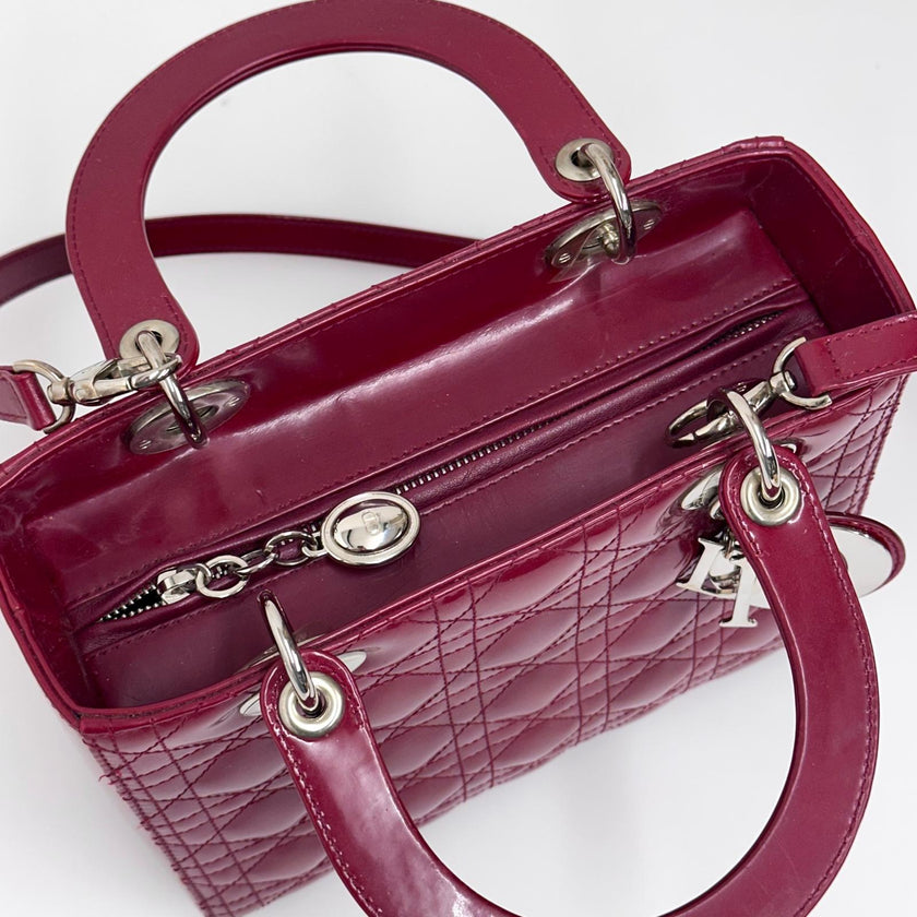 Lady Dior Borsa Media Vernice Rosso Bordeaux con Tracolla