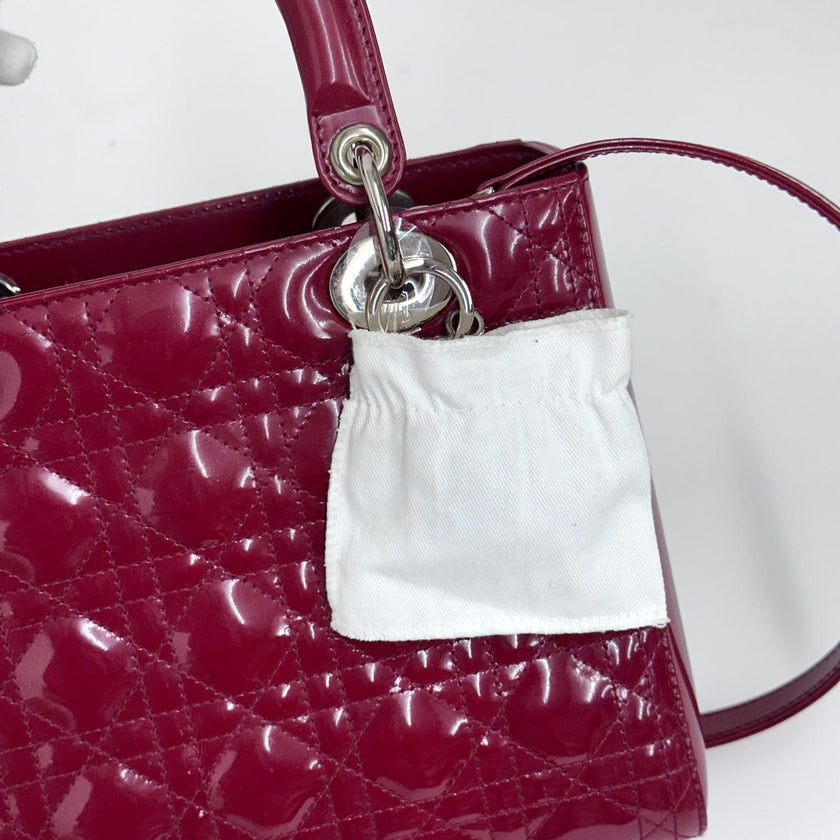 Lady Dior Borsa Media Vernice Rosso Bordeaux con Tracolla