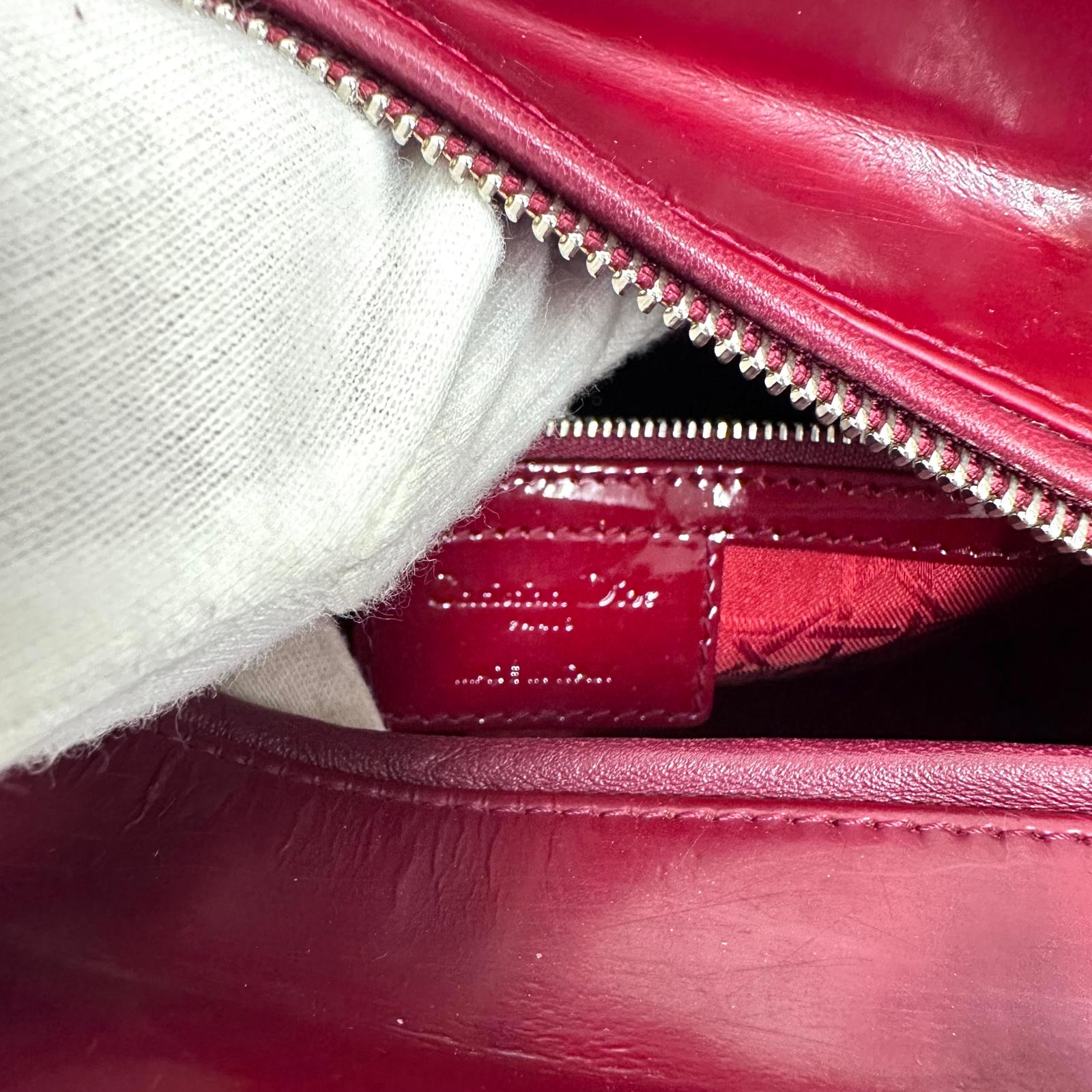 Lady Dior Borsa Media Vernice Rosso Bordeaux con Tracolla