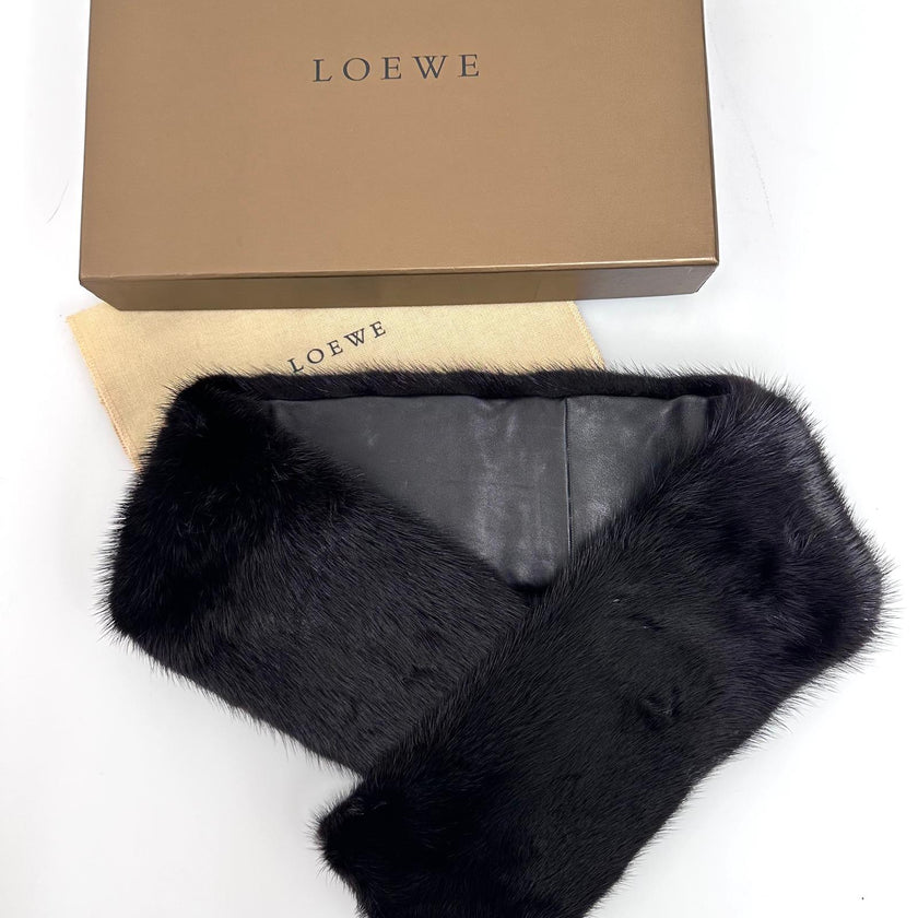 Loewe collo in visone e pelle nera