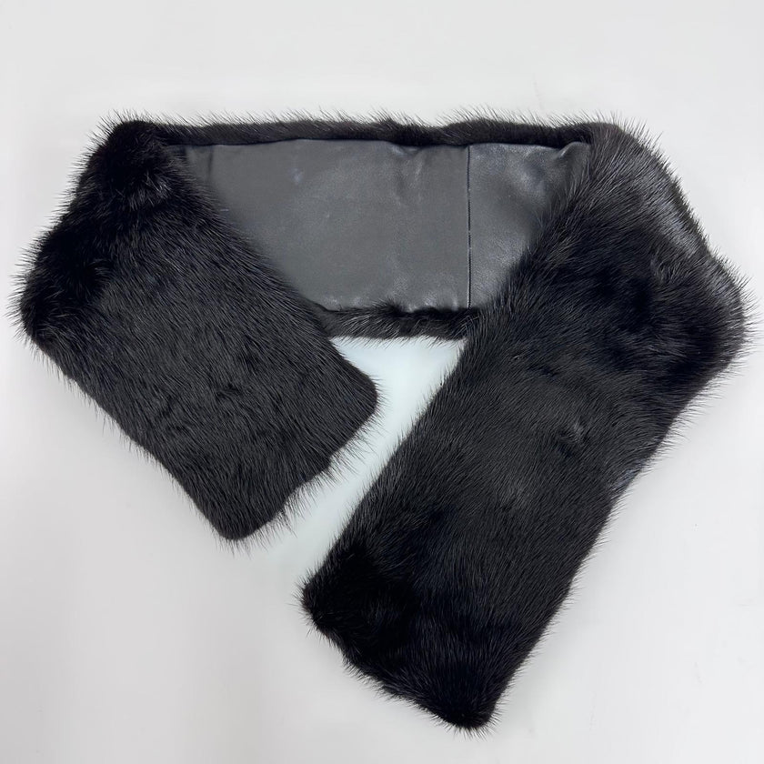 Loewe collo in visone e pelle nera