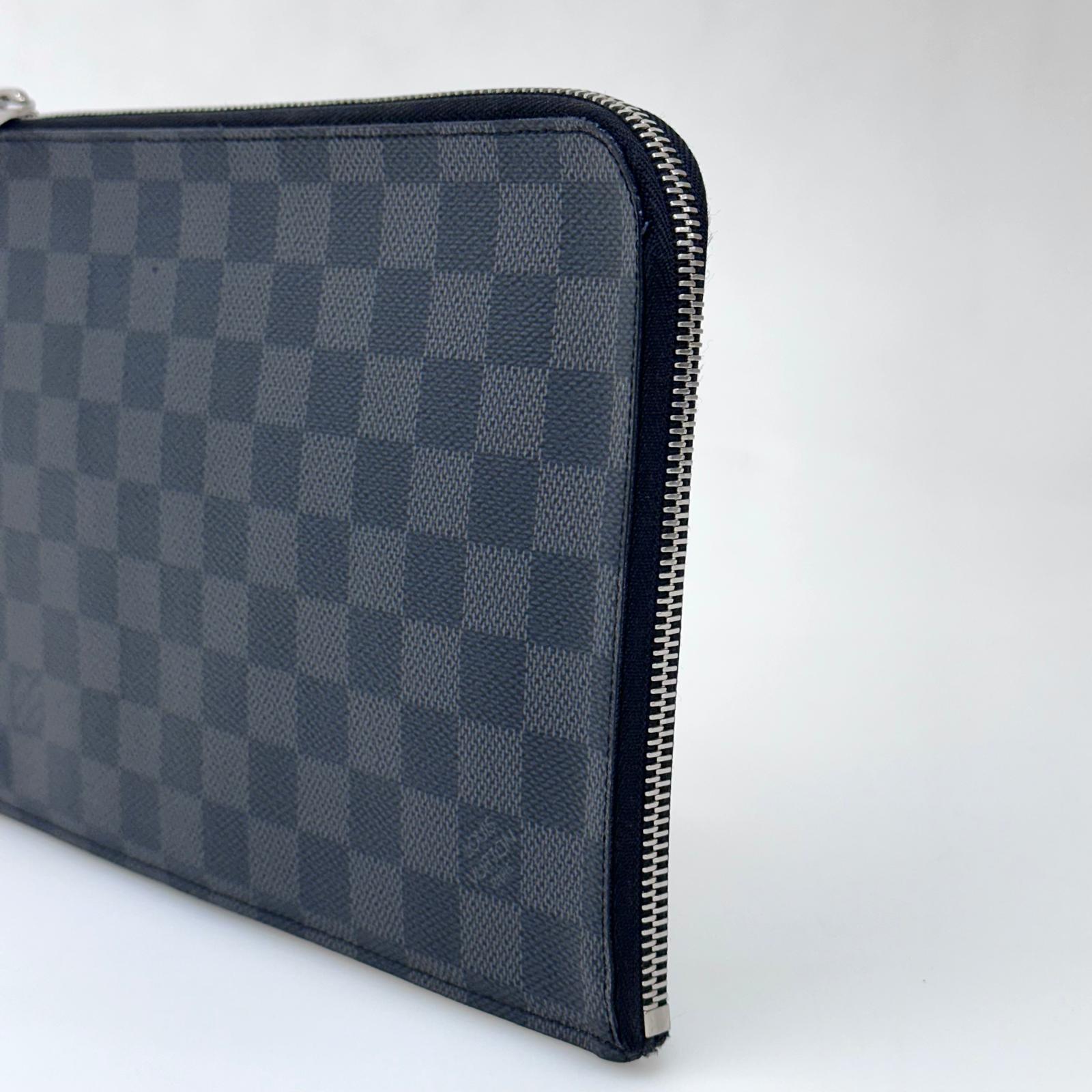 Louis Vuitton Borsa Pochette Jour in Damier Graphite