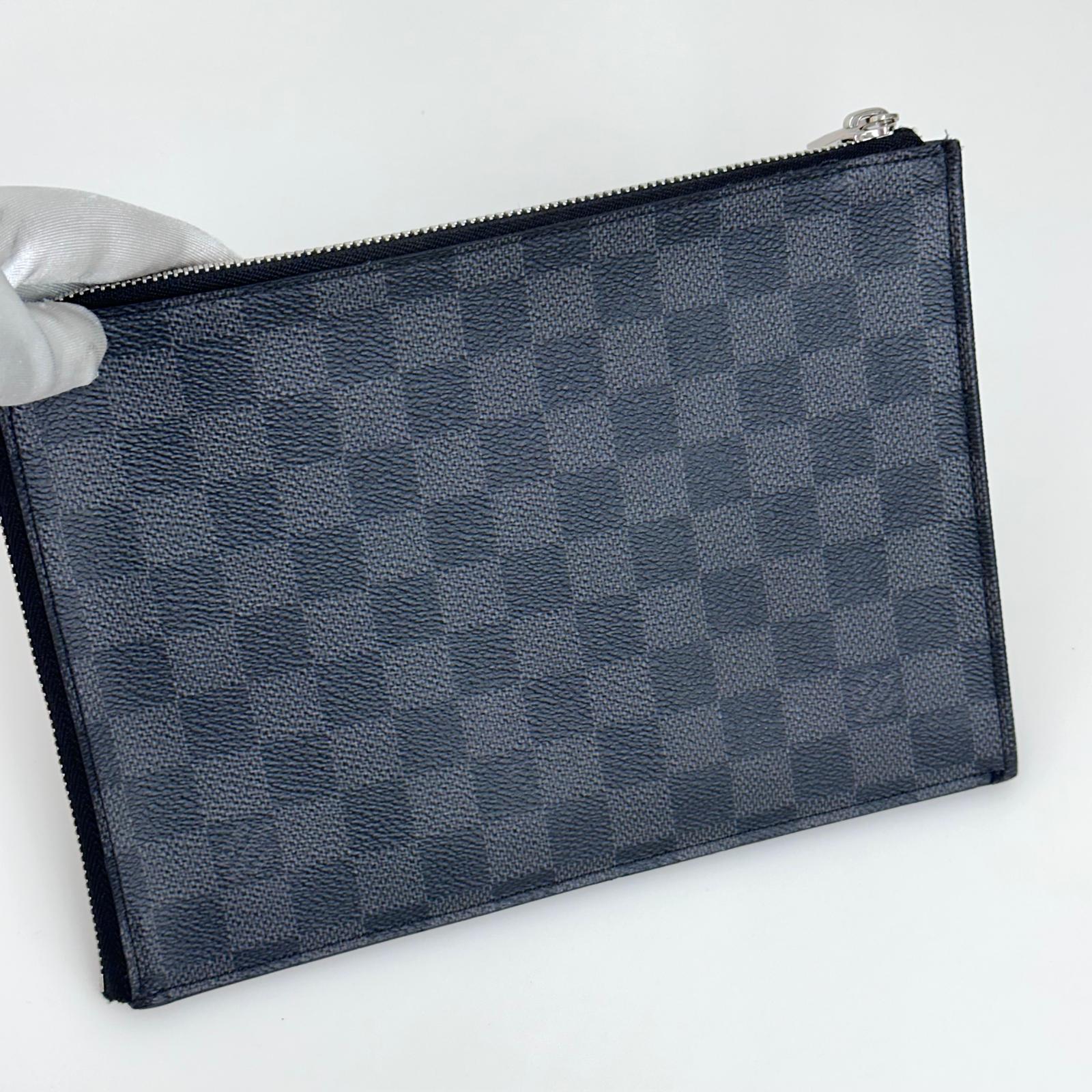 Louis Vuitton Borsa Pochette Jour in Damier Graphite