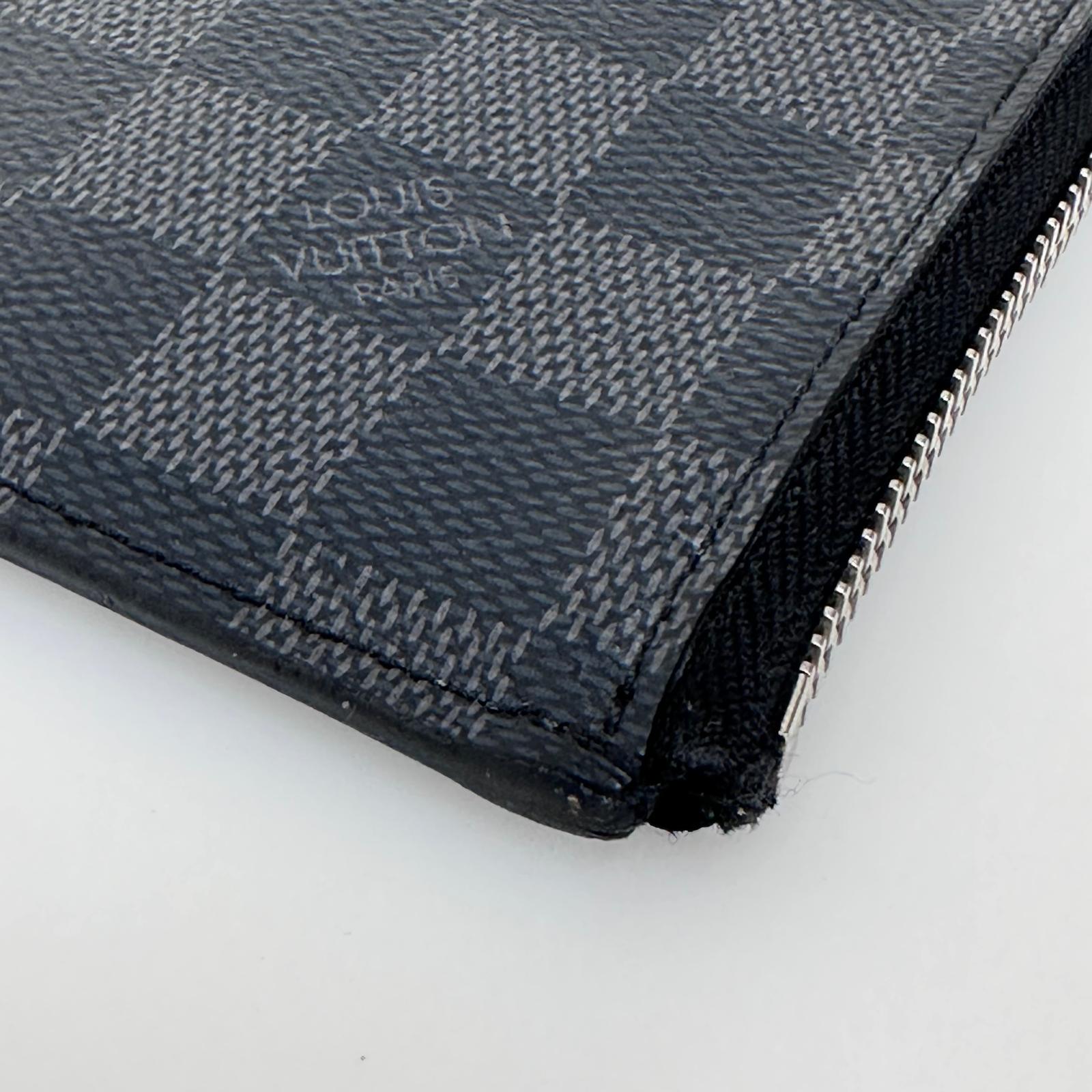 Louis Vuitton Borsa Pochette Jour in Damier Graphite