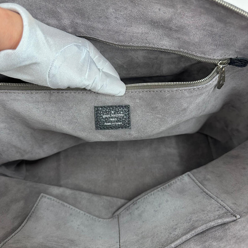 Louis Vuitton Borsa Soft Lockit MM Veau Cachemire Nera