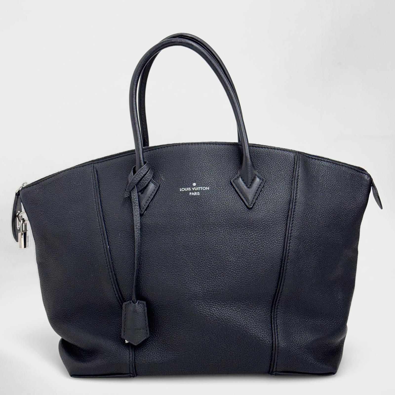 Louis Vuitton Borsa Soft Lockit MM Veau Cachemire Nera
